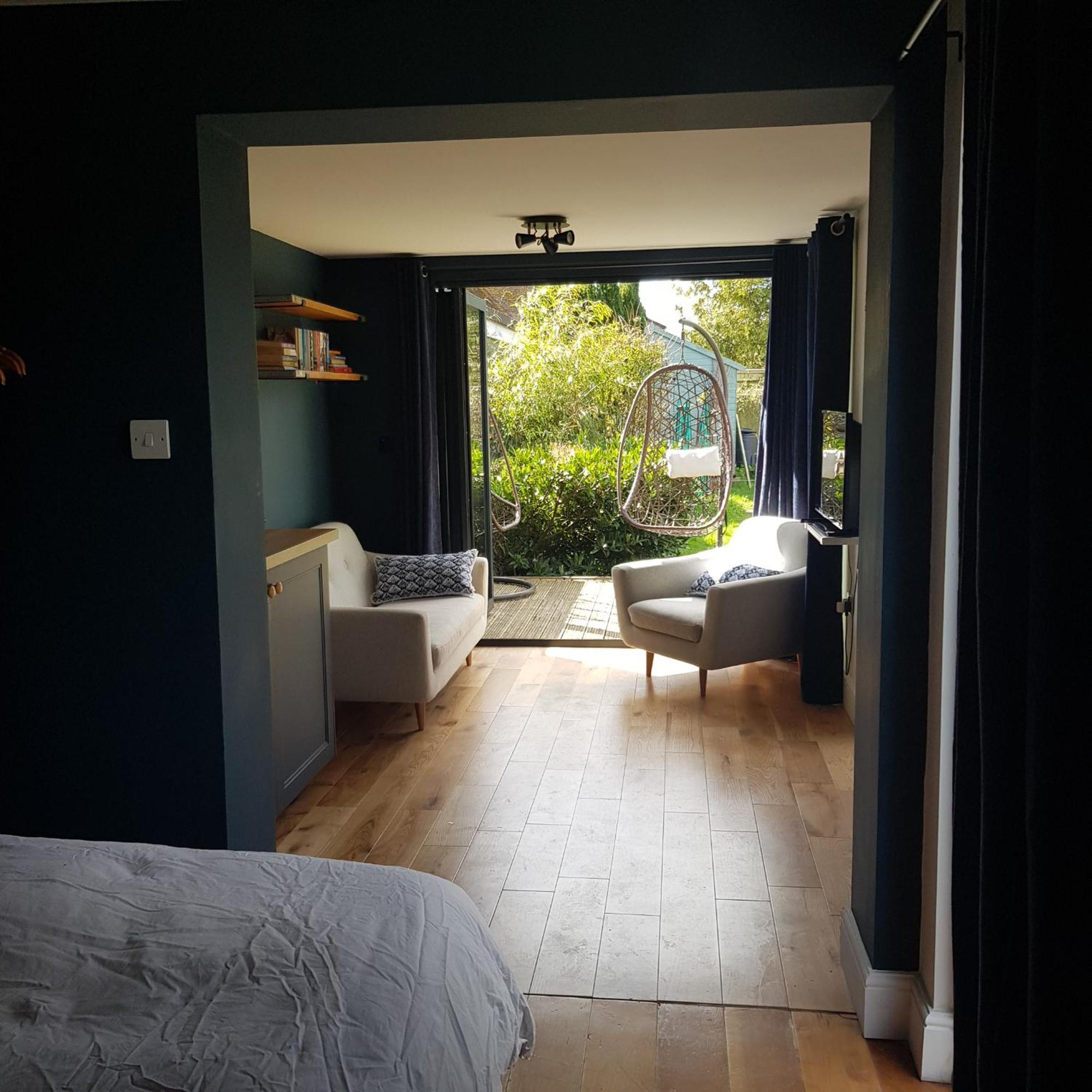 Modern 1-Bed Apartment, Plus Parking, Near Oxford And The Jr Exterior foto